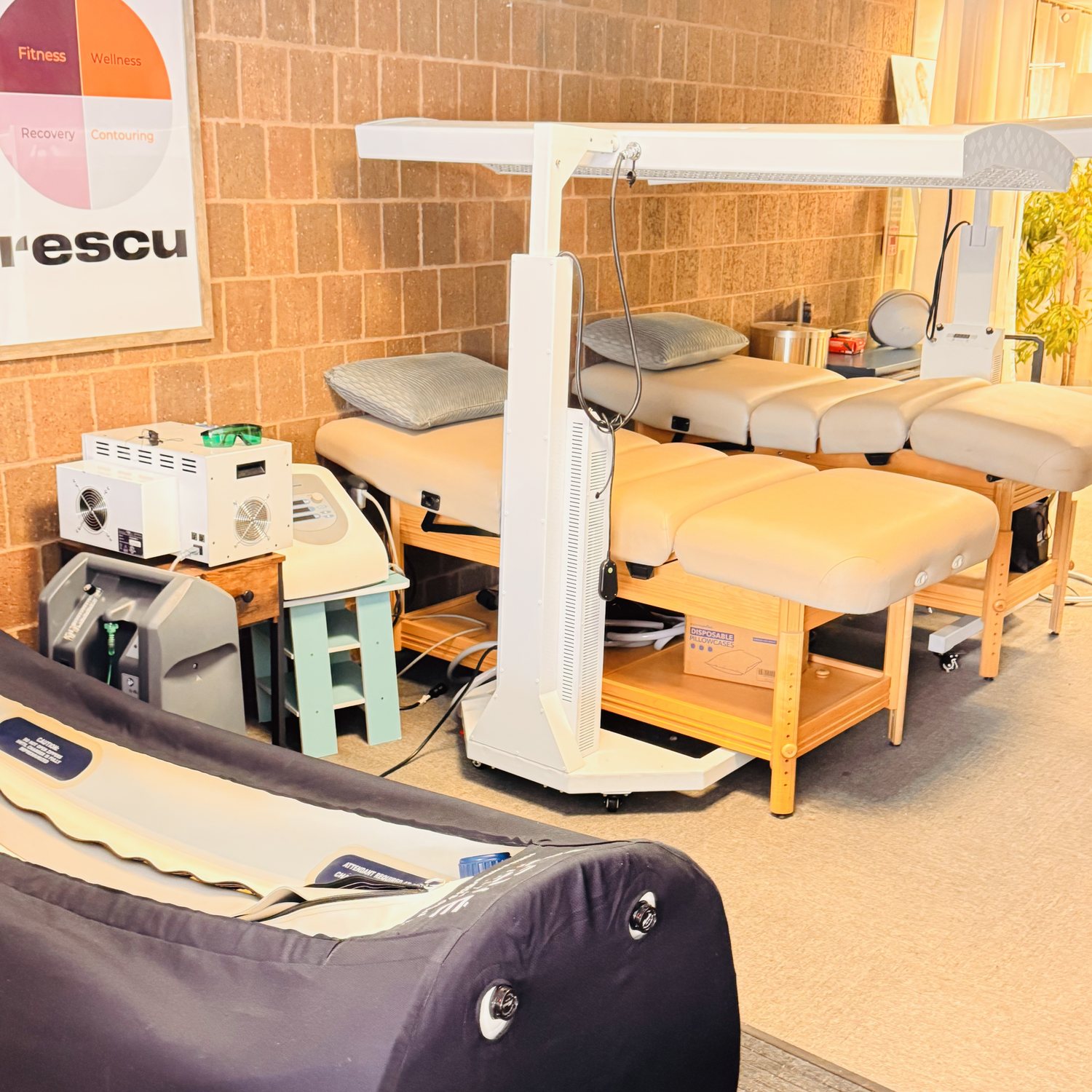 Red light therapy and recovery tables at Rescu Wellness Scarsdale