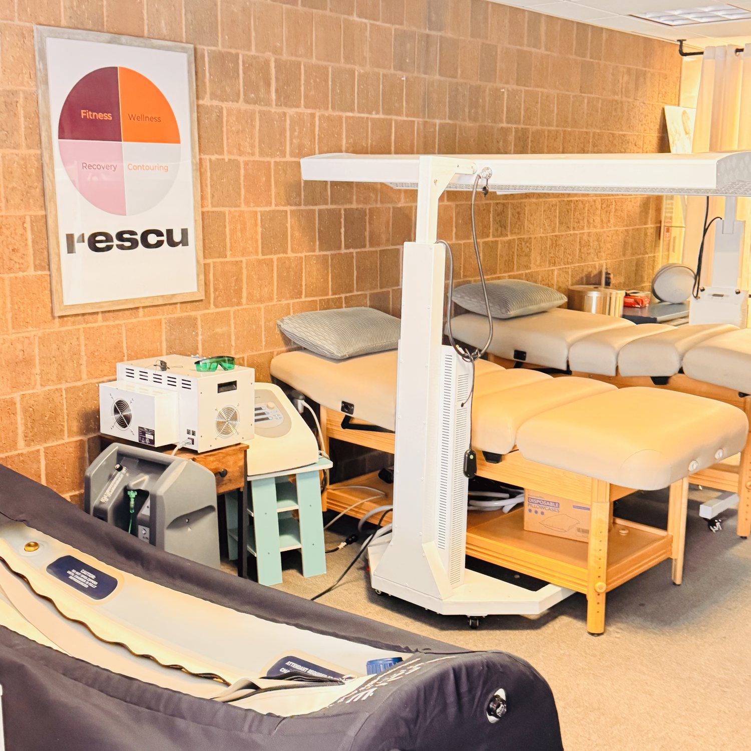 Recovery and contouring room at Rescu Wellness Scarsdale