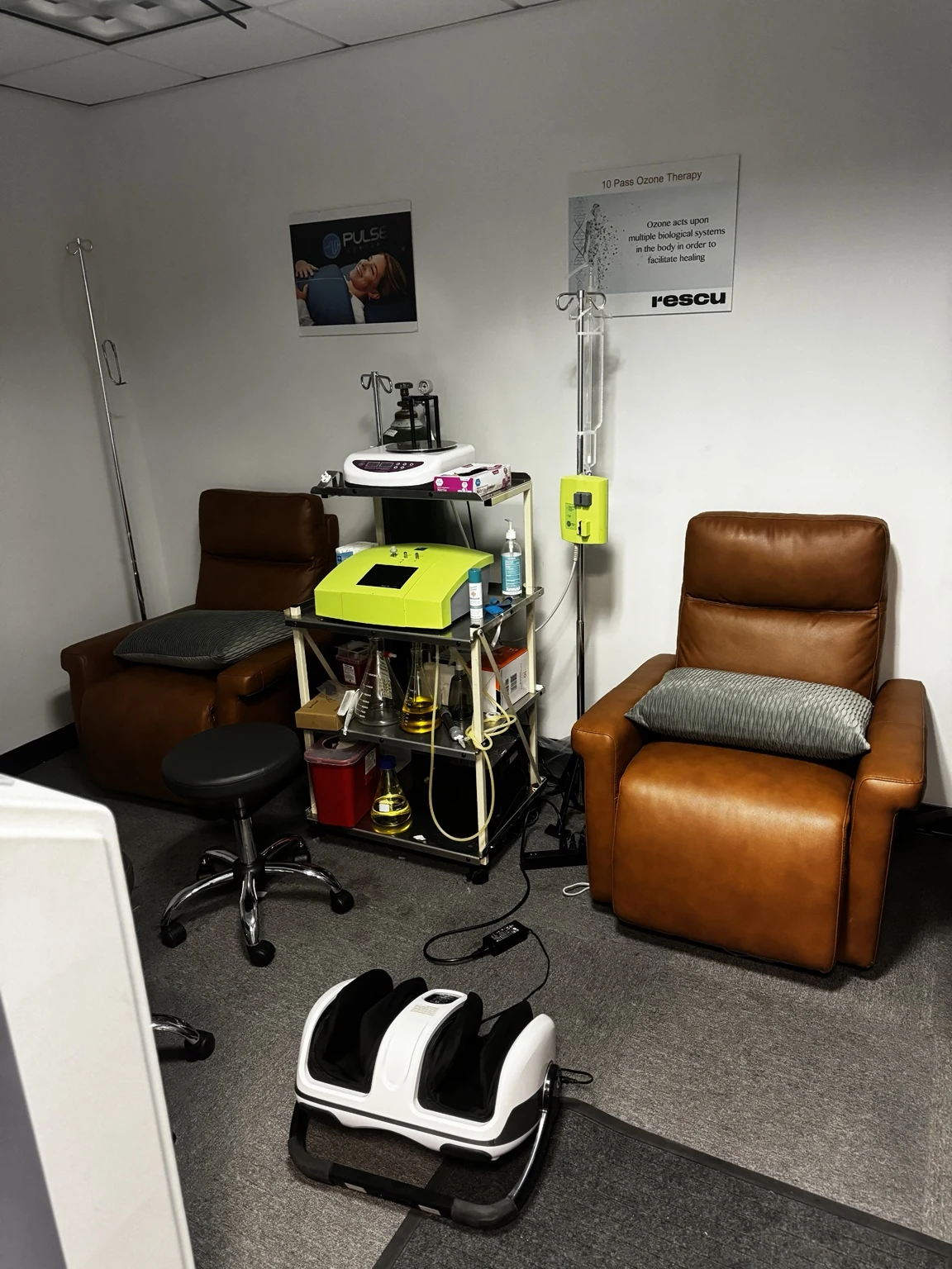 Rescu Wellness clinical IV suite in Scarsdale, New York, where physician-supervised procedures are performed